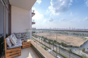 Stylish Homey 1-Bedroom Apartment Perfect for 4 in Dubai Hills